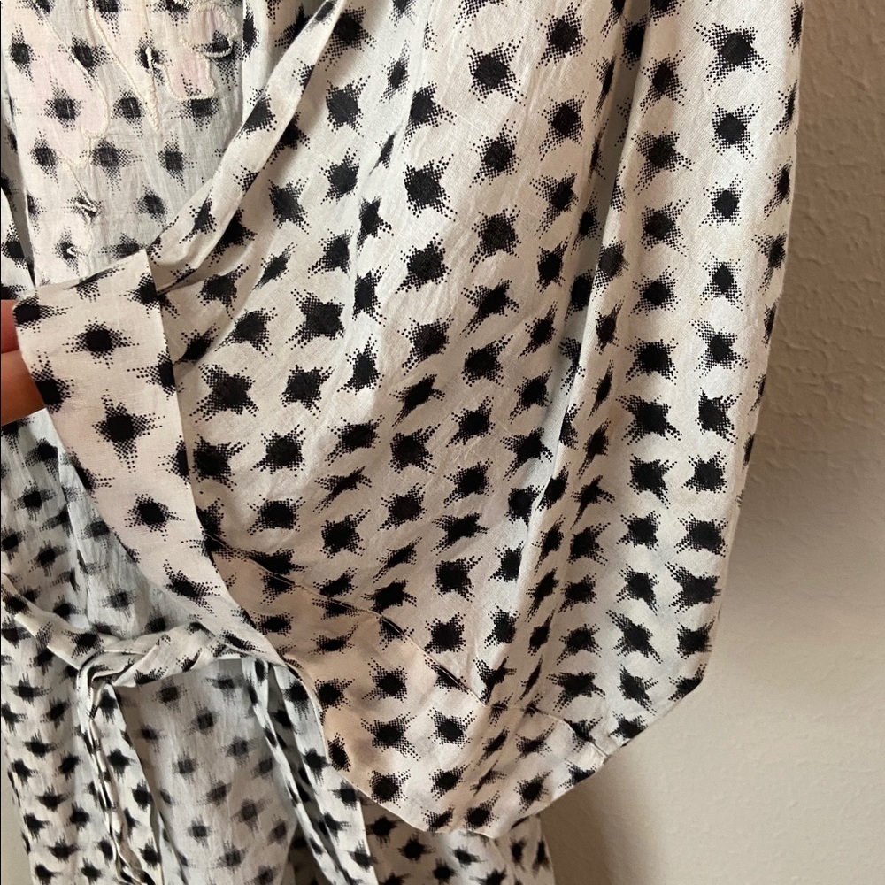 Alix of Bohemia Geisha Dalmatia Kimono Robe Black/White Medium - Picture 4 of 5